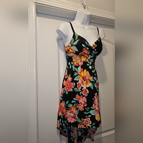 Lightly Padded Asymmetrical Sun Dress - Picture 1 of 4